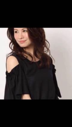 バビロン❤︎肩出しフリルカットソーのサムネイル