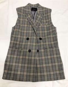 Stradivarius  チェックベスト　ZARA姉妹ブランドのサムネイル