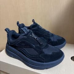 UGG CA1 ZIP 23.5cm スニーカーのサムネイル