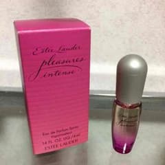 estee lauder pleasures 香水のサムネイル