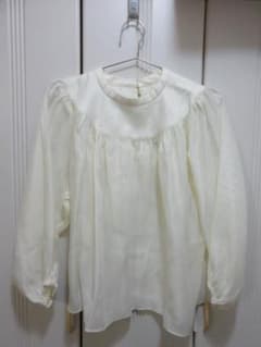 作家RATAさん ふんわり軽いほんのり透け感 ギャザートップス アイボリー