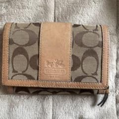 COACH 2つ折り財布のサムネイル