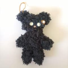 ジ*ス様 【51番】おめめキラキラ黒くまちゃん　モールドールチャーム【ぽてまる】のサムネイル