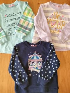 【新品】トレーナー   女の子  95cmのサムネイル