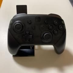 任天堂 ニンテンドー スイッチ プロコントローラーのサムネイル