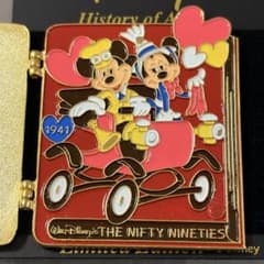 【限定】ディズニー ヒストリーオブアート ピンバッジ ミッキーの青春手帳のサムネイル