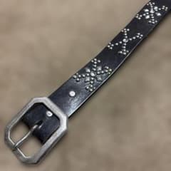 32inch HTC×ANOTHER HEAVEN レザースタッズベルト 茶芯 - メルカリ