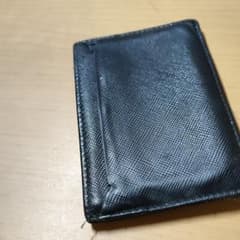 プラダの名刺入れのサムネイル