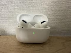 ジャンク品】Apple AirPods Pro 本体 ホワイト 第1世代 - メルカリ
