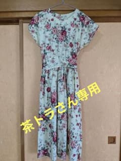 レディース花柄ワンピースのサムネイル