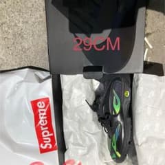 supreme×NIKE sneakerのサムネイル