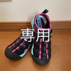 あここ様専用　アシックス　キッズ　スポーツサンダルのサムネイル