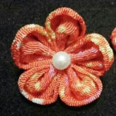 ちぃ様専用☆つまみ細工の花☆ハンドメイドのサムネイル
