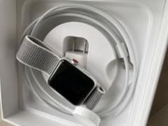 Apple Watch 3 42mm ジャンク品のサムネイル