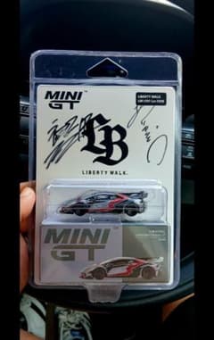 MINI GT リバティウォーク ランボルギーニ ウラカン Sign. - メルカリ