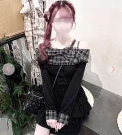 HONEY MEW チェックビッグリボンオフショルトップス ブラック - メルカリ