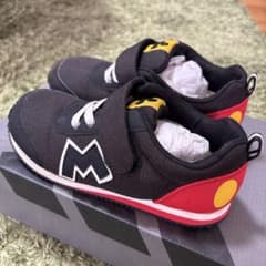 ミッキー柄　ディズニーキッズスニーカー ハロウィンのサムネイル