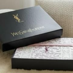 ☆新品箱入り【イヴ・サンローラン】毛布・ブランケット/ピンク/YSL/シングル ☆新品箱入り【イヴ・サンローラン】毛布・ブランケット/ピンク/YSL