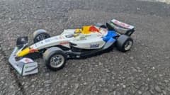 ヨコモ YRF Formula 001W レッドブルレーシング風　フルセット ヨコモ YRF Formula 001W レッドブルレーシング風 フルセット - メルカリ