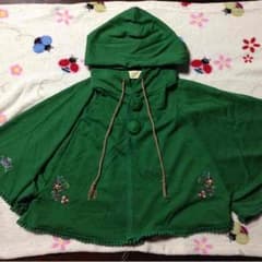 刺繍の可愛いポンチョのサムネイル