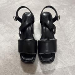厚底 ストラップサンダル ブラックのサムネイル