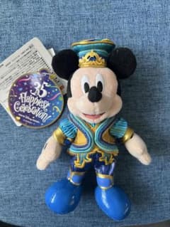 東京ディズニーリゾート 35周年 ミッキー ぬいぐるみバッジ - メルカリ