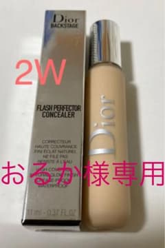 ディオール　バックステージフラッシュパーフェクターコンシーラー　2Wのサムネイル