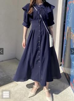 【新品タグ付き】リボンベルトケープカラー付き2wayウエストタックフレアワンピのサムネイル