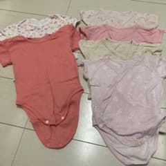 ユニクロ 肌着 ロンパースのサムネイル