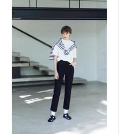 【YANUK/ヤヌーク】ハイウエスト ストレート デニムパンツ ANNETTEのサムネイル