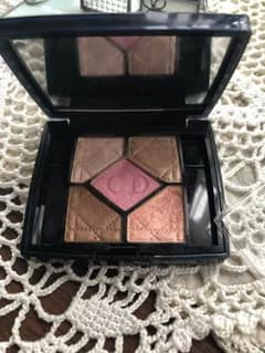 Dior アイシャドウ サンク クルール 534 ROSY NUDEのサムネイル