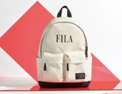 FILA ベージュ　リュックサック　BTSコラボのサムネイル