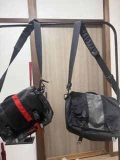 timbuk2 ショルダーバッグ 黒/赤 & 黒/グレーセット - メルカリ