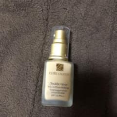 エスティローダー ダブルウェアスティインプレイメークアップSPF10PA ++のサムネイル