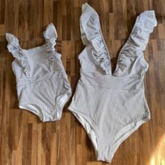 ベビー水着　ママとおそろい♡のサムネイル