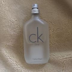 ck one 香水のサムネイル