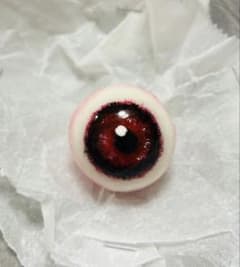 クラピカ　緋の目　ハンドメイド　ハンターハンター　　実物　ラスト一個のサムネイル