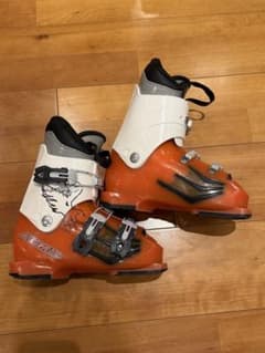 Atomic 子ども用スキー用ブーツ 20,5cm - メルカリ