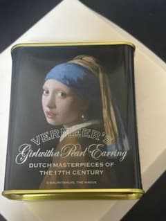◆新品未開封◆ フェルメール展　真珠の耳飾りの少女　コラボ　サクマドロップ 缶