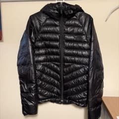THE NORTH FACE ダウンジャケット ブラックのサムネイル