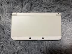 み*み様 任天堂 New Nintendo 3DS ホワイト 本体のサムネイル