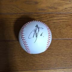 美品　読売ジャイアンツ　坂本勇人　サインボール　レプリカのサムネイル