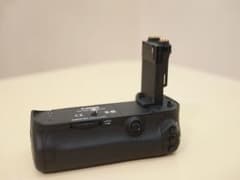 Canon BG-E11（バッテリーグリップ）のサムネイル
