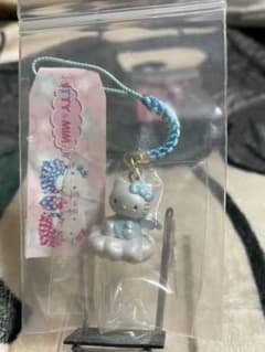 d*7様 サンリオハローキティ根付け KITTY&MIMMY 雲の上 2002年 d*7様 サンリオハローキティ根付け KITTY&MIMMY 雲の上 2002年 - メルカリ