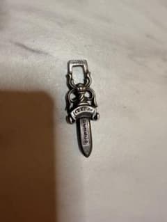 CHROME HEARTS ダガー ペンダント トップのサムネイル
