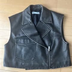 ZARA フェイクレザー ライダースベストのサムネイル