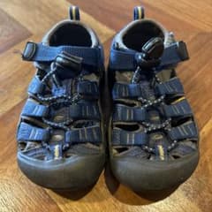 KEEN ウォータープルーフ サンダル ネイビーのサムネイル