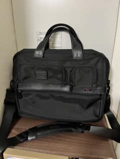 TUMI ビジネスバッグ ブラックのサムネイル