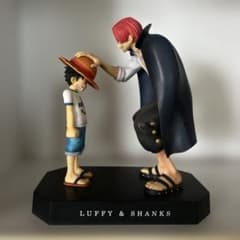 ルフィ & シャンクス フィギュア 約20cmのサムネイル
