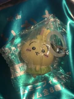 映画 ちいかわ 入場者特典 チャームミニフィギュア うさぎ　めじるしアクセサリーのサムネイル